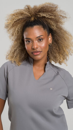 Scrub para mujer marta gris