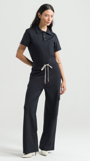 Scrub para mujer polo negro