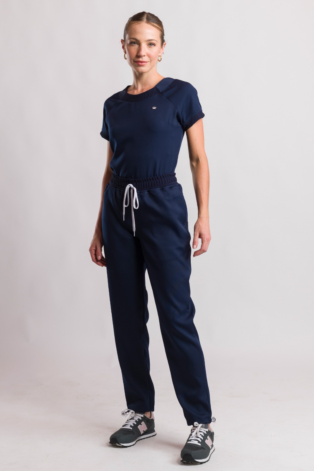 Scrub uniforme para mujer impulse azul marino - Imagen 3